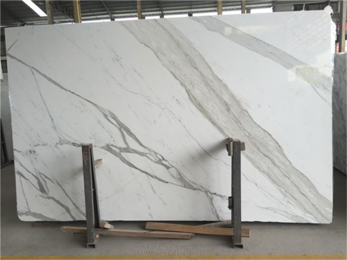 Calacatta Polished slabs