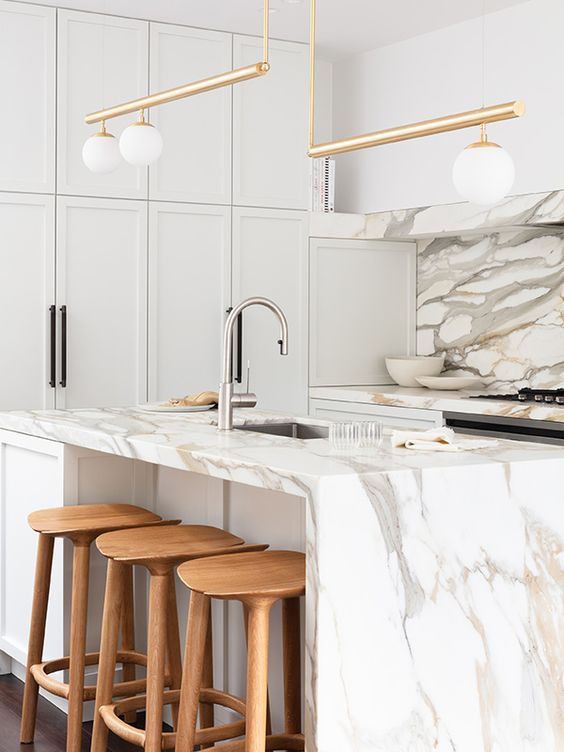 Clacatta White Marble Kitchen Tops