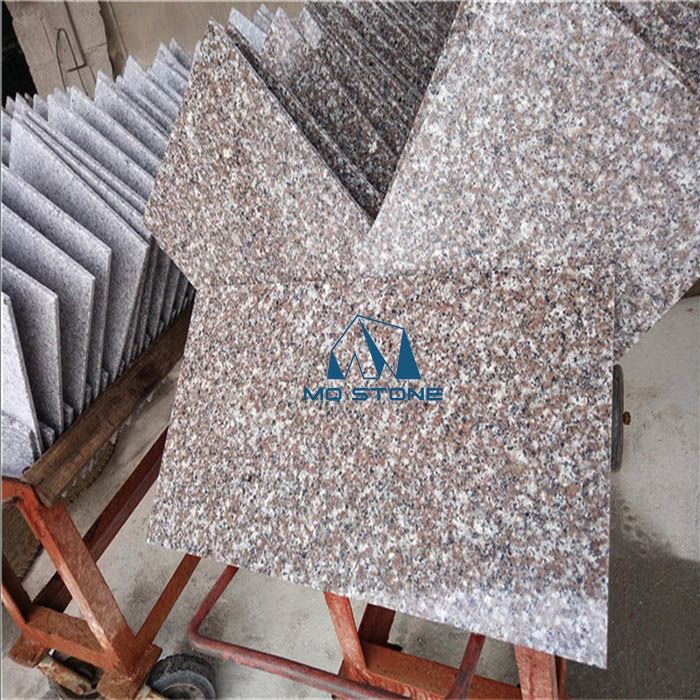 Polished brown granite stone tiles