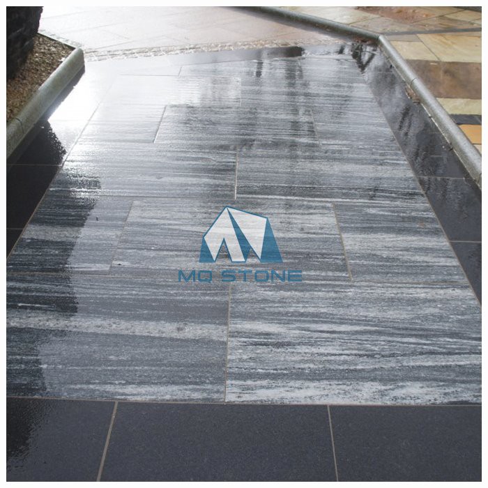 Nero Santiago granite floor